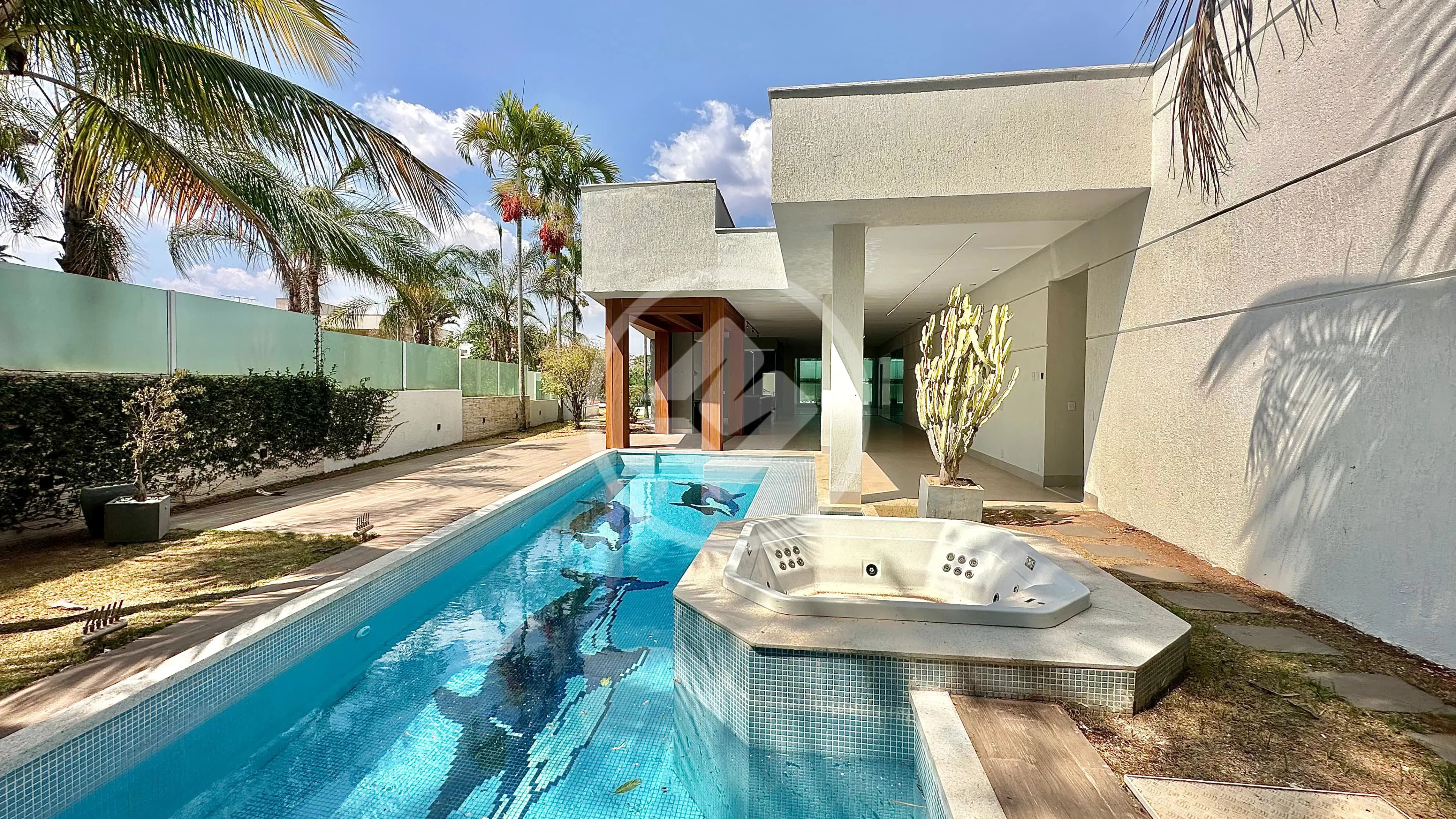 Casa Térrea 5 Suítes no Condomínio Alphaville Goiás — foto 3
