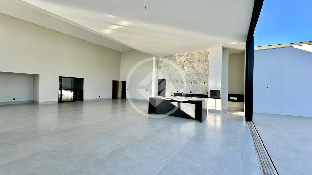 Casa Térrea 4 Suítes no Condomínio Portal do Sol Green — foto 4