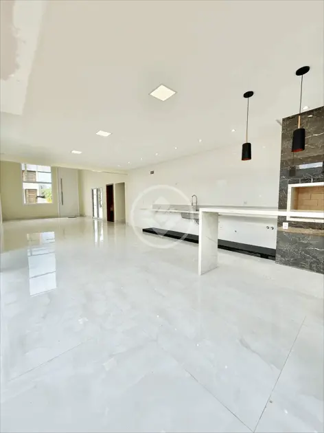 Casa Térrea 4 Suítes no Condomínio Portal do Sol Green — foto 3