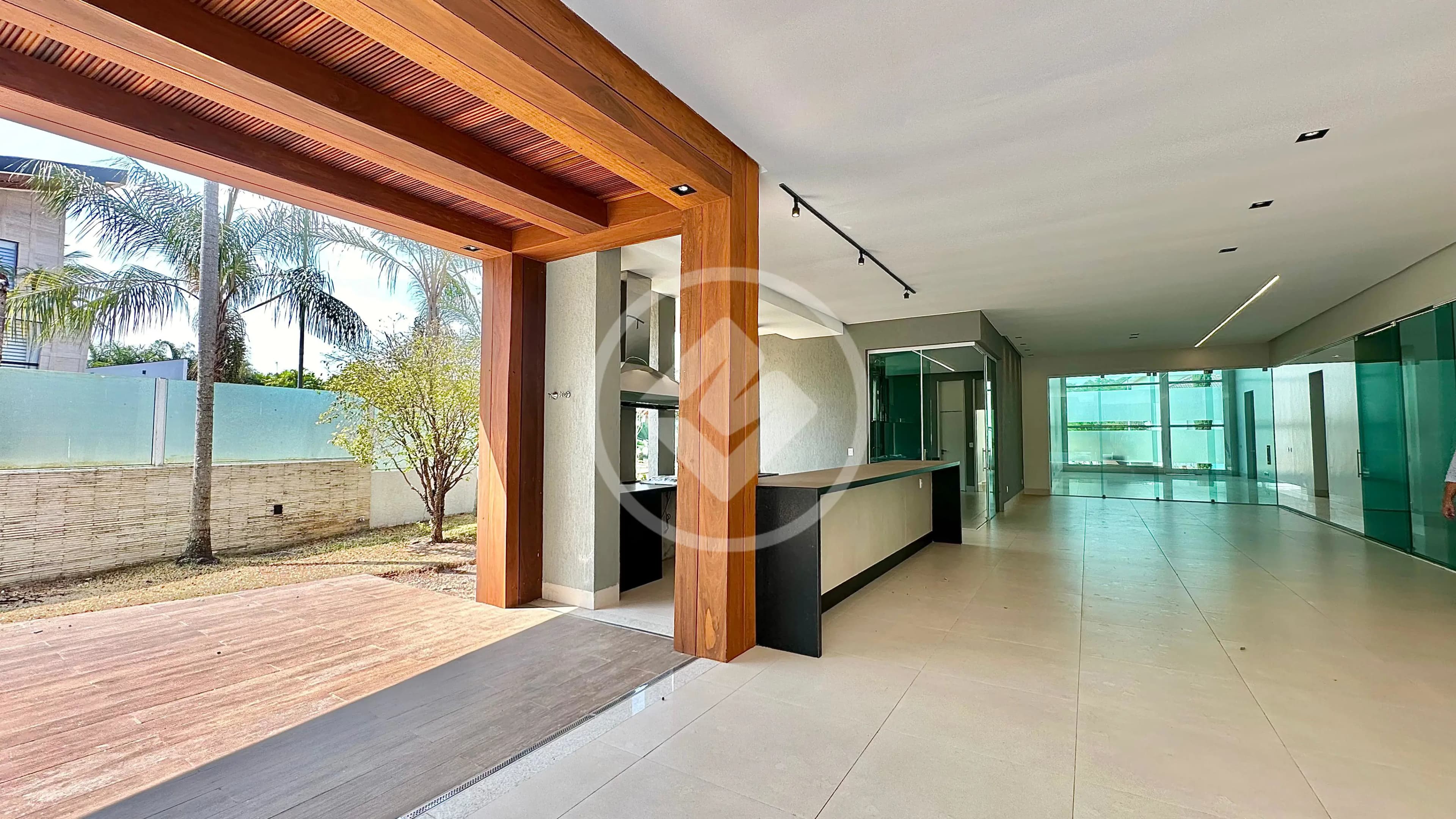 Casa Térrea 5 Suítes no Condomínio Alphaville Goiás — foto 5