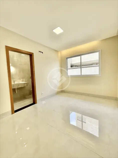 Casa Térrea 4 Suítes no Condomínio Portal do Sol Green — foto 5