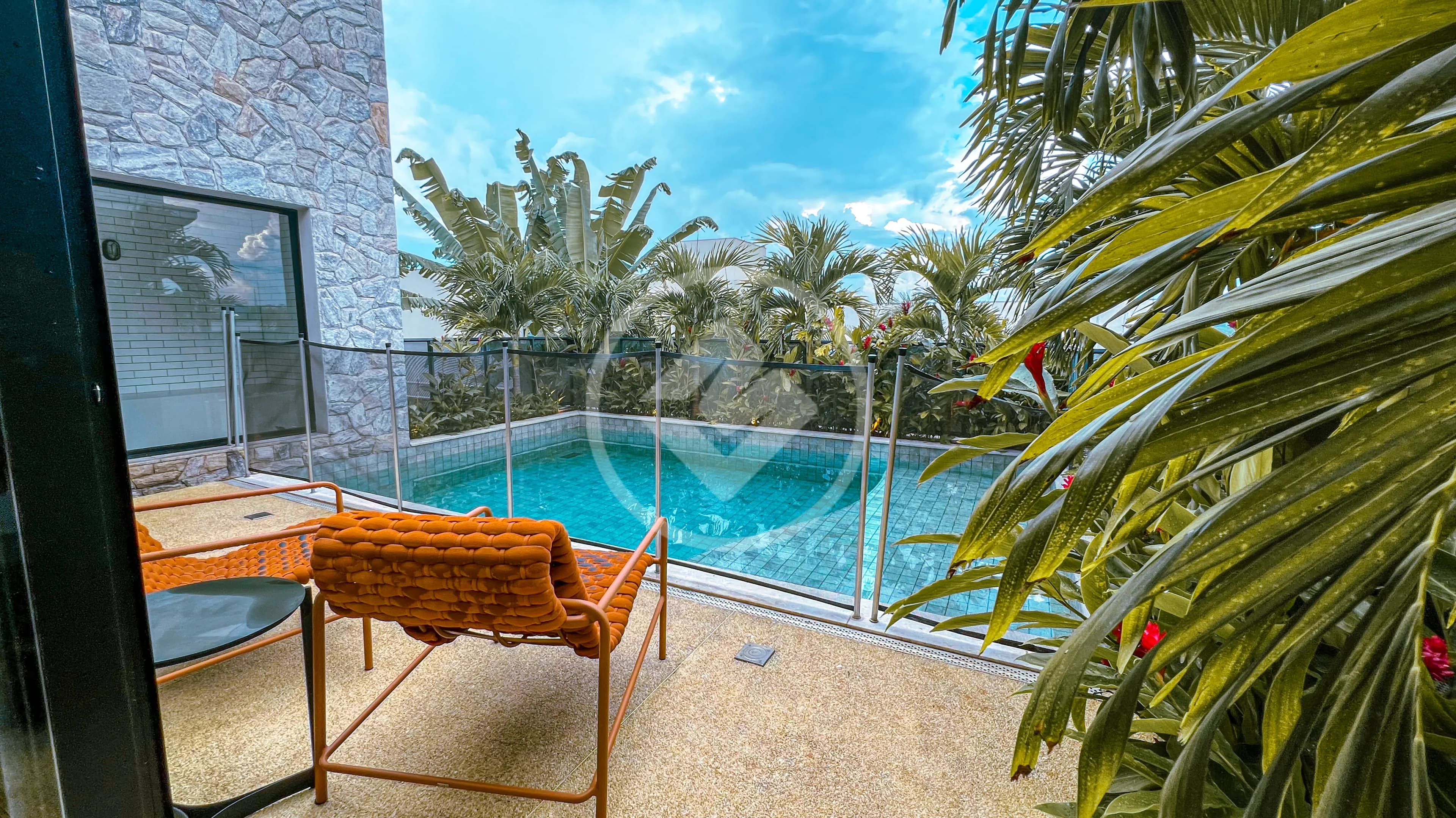 Casa Térrea 5 Suítes no Condomínio Jardins Munique — foto 3