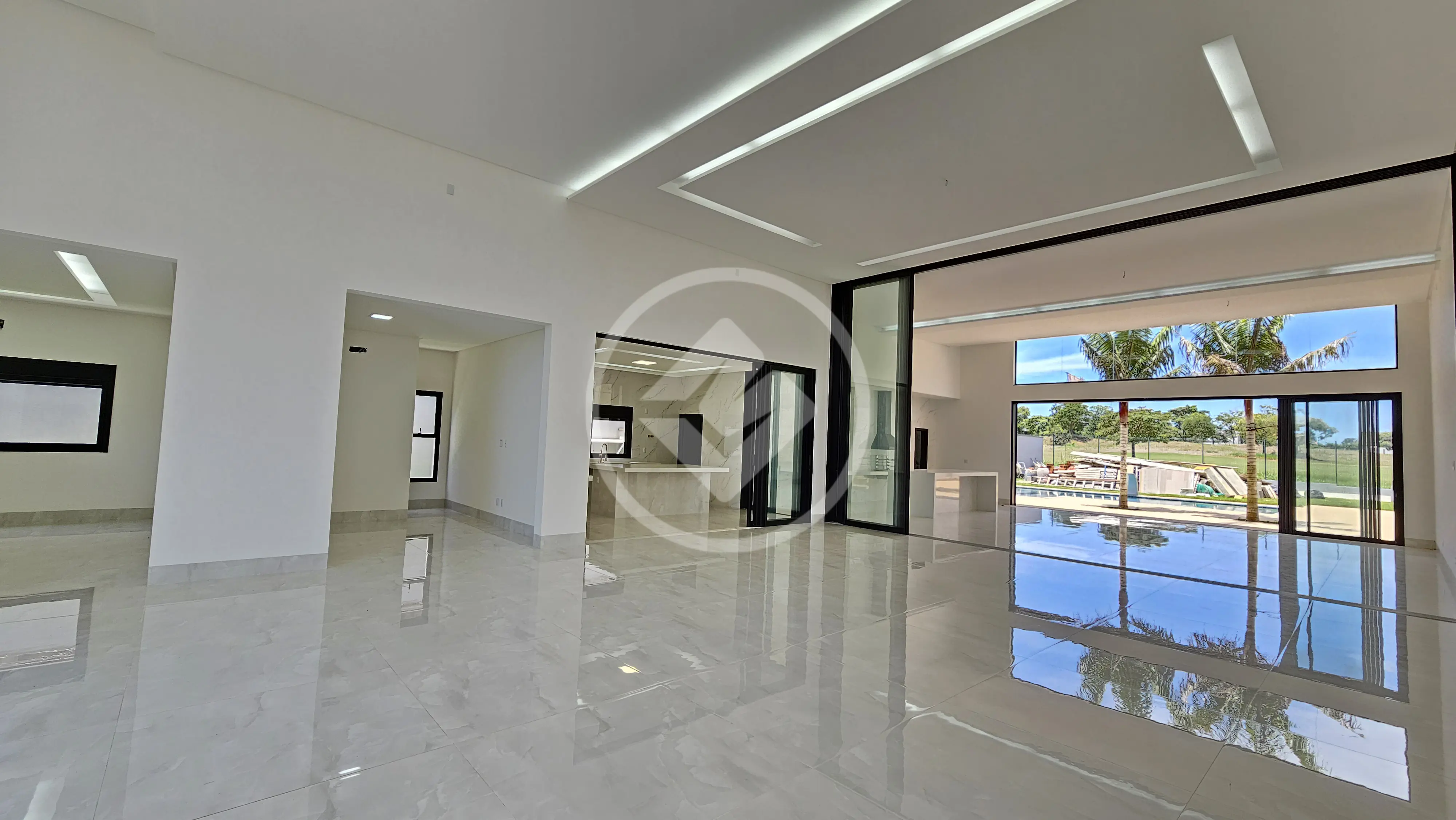 Casa Térrea 4 Suítes no Condomínio Portal do Sol Green — foto 3